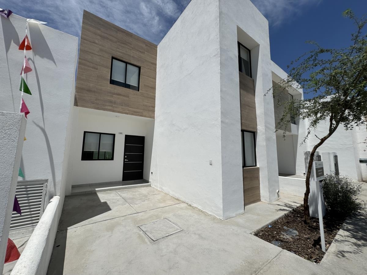 Foto 0 de Casa en Venta en Los Viñedos, Torreón, Coahuila de Zaragoza | ID MX24-QH8103 | 